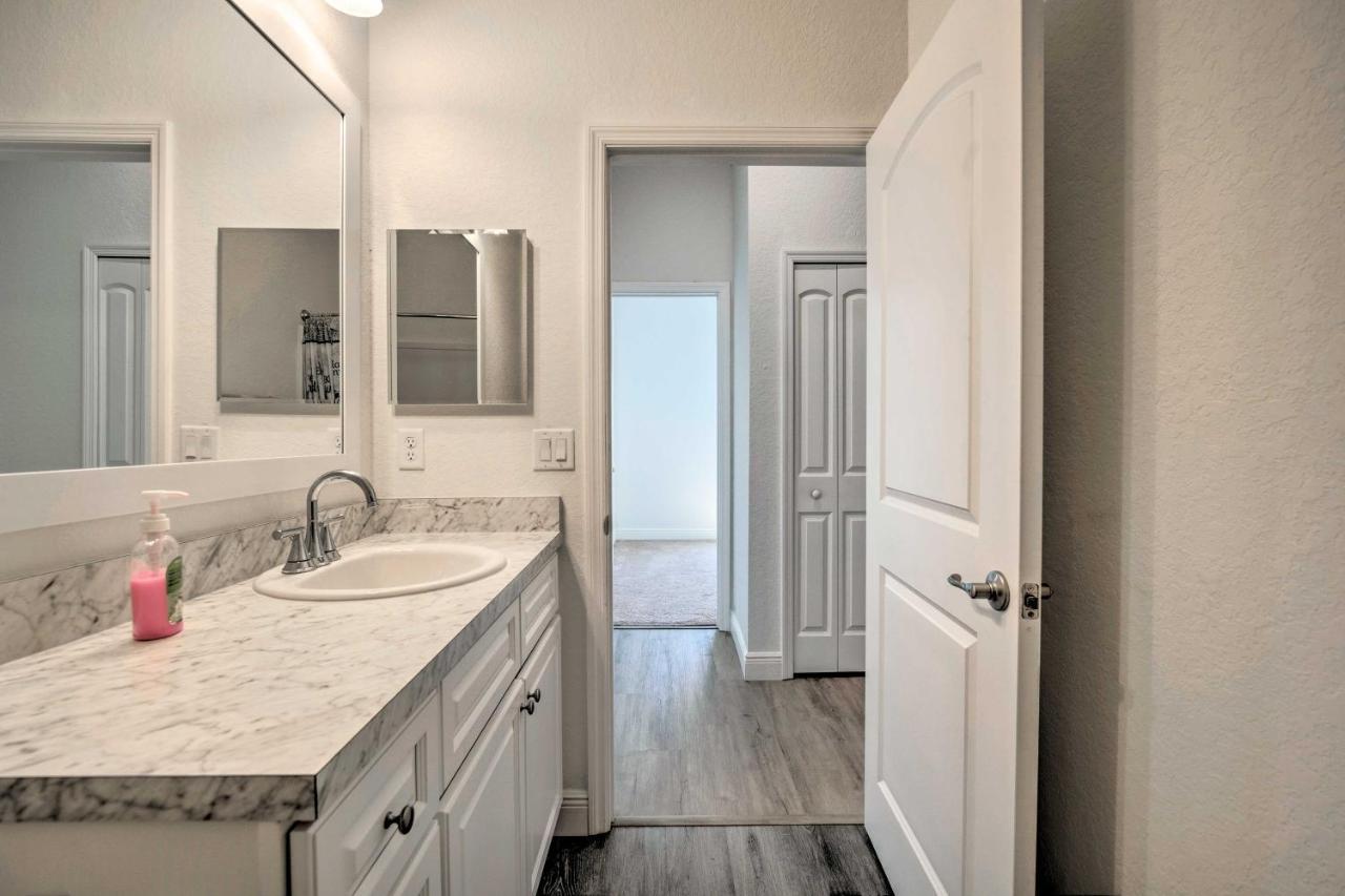 Sleek Tavares Condo 3 Miles To Downtown Exterior foto