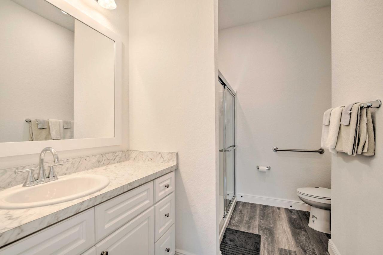 Sleek Tavares Condo 3 Miles To Downtown Exterior foto