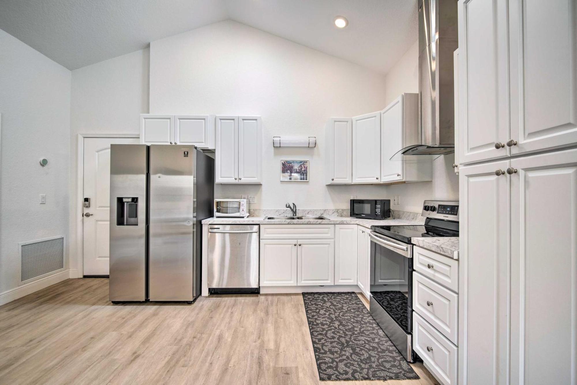 Sleek Tavares Condo 3 Miles To Downtown Exterior foto